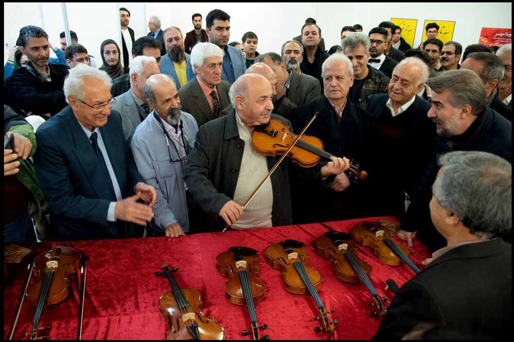 داریوش پیرنیاکان: باید به تشکیل و تداوم فعالیت های «خانه موسیقی ایران» در عرصه موسیقی افتخار کرد