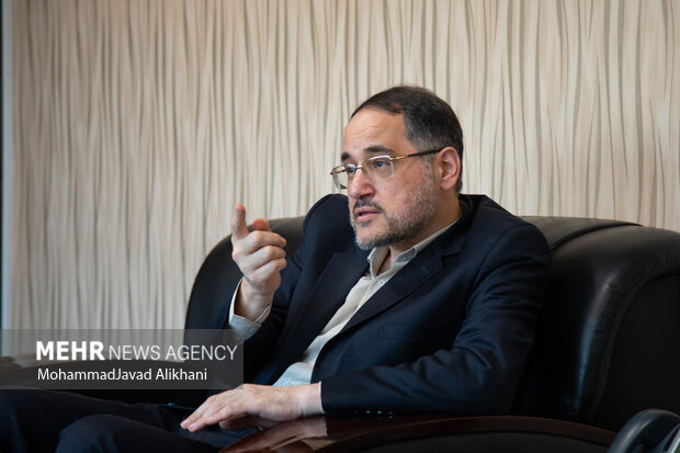 اقدام کشورهای عربی درباره جزایر سهگانه، بازی در زمین دشمنان است