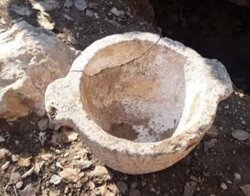 گلدان سنگی دوران ساسانی در شهر یاسوج کشف شد