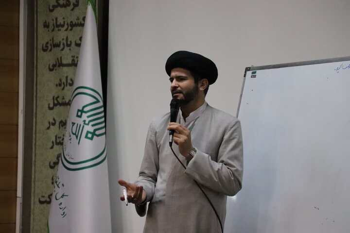 برگزاری دوره آموزشی سبک زندگی اسلامی در همدان 