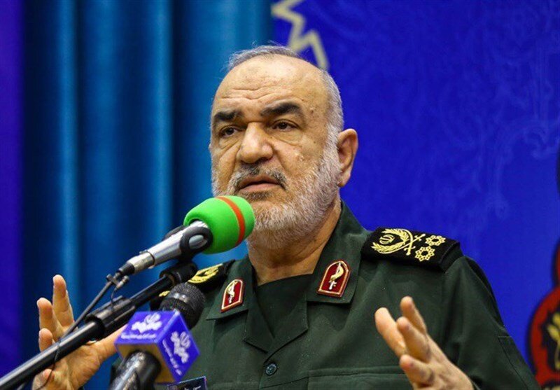 اللواء سلامي: اقتدار ايران سيضمن اجتيازها التحديات/ايران وضعت امريكا في موقع الانهيار