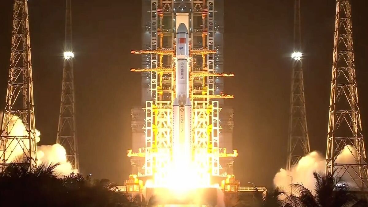 نخستین ماموریت چین به ایستگاه فضایی اش انجام شد