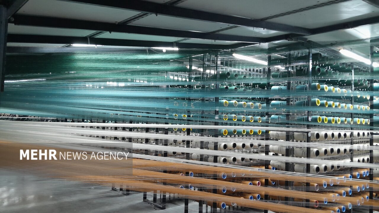 صنعت فرش دچار بحران است/ تحریم داخلی مشکل اساسی تولیدکنندگان