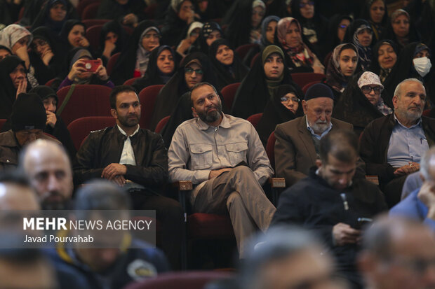 بزرگداشت شهدای جبهه مقاومت اسلامی