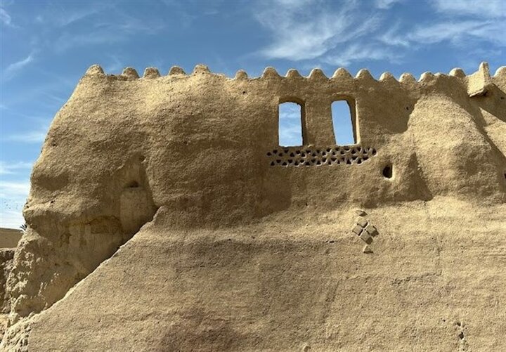 انفجار سراوان هیچ آسیبی به قلعه تاریخی دزک وارد نکرد انفجار سراوان هیچ آسیبی به قلعه تاریخی دزک وارد نکرد