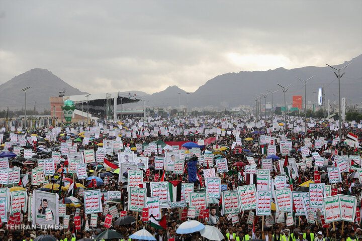 ‘Until Israel stops!’: Yemenis rally for Houthis, Palestinians in Sanaa