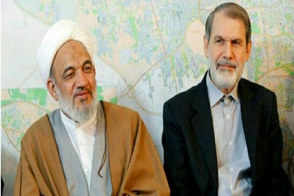 صفهای انتخاباتی جناح راست، پشت دروازه بهارستان