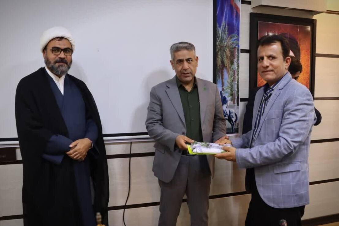 اردوی راهیان پیشرفت دانشآموزان و فرهنگیان دشتی برگزار میشود