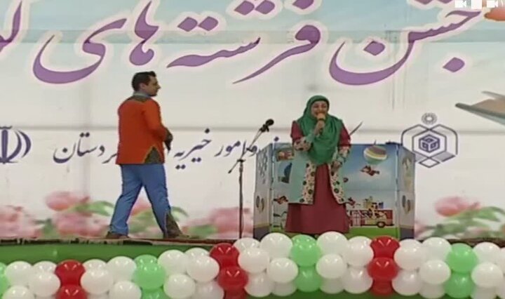 جشنی برای فرشتههای کرد ایرانی/ سالن۲۲ گولان شکوفه باران شد