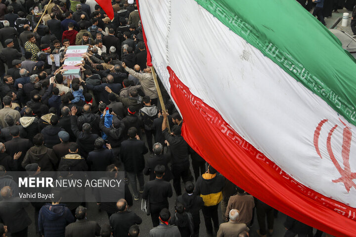 تشییع پیکر ۲ شهید حادثه تروریستی کرمان و یک شهید تازه تفحص شده در مشهد