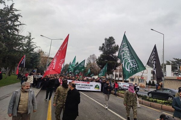 Diyarbakır Sur’da Filistin için yürüyüş yapıldı