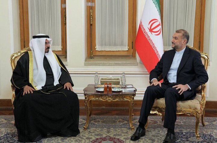 أمير عبد اللهيان يستقبل رئيس مجموعة الصداقة البرلمانية الکویتية الإيرانية