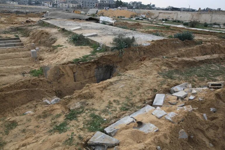 تخریب گورستان‌های غزه مصداق بارز جنایت جنگی رژیم صهیونیستی+تصاویر