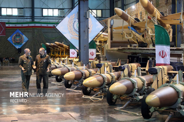 İran Ordusu yeni silahlarla güçlendi