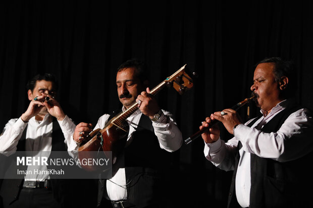 شب موسیقی عاشیقی