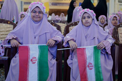 جشن تکلیف ۳۰۰۰ نفری دانش آموزان بوشهری