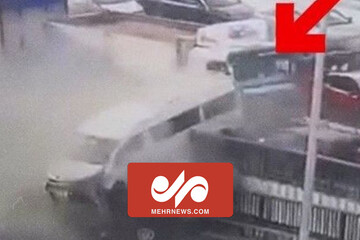 VIDEO: Moment when dozens of cars fell off bridge in Egypt