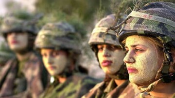 إعلام إسرائيلي: مجندات يدعين أمراضاً نفسية تهرباً من الخدمة.. و"الجيش" يهدّد بسجنهنّ