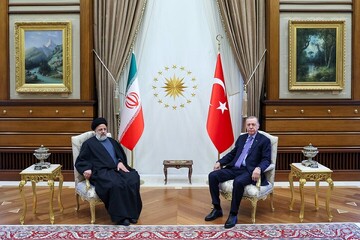 إيران وتركيا تعقدان ثامن اجتماع الجنة العليا للتعاون المشترك.. وتوقيع 10 وثائق
