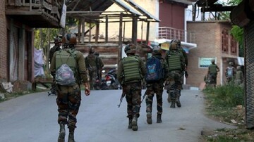 Indian security personnel opens fire at colleagues, 7 injured