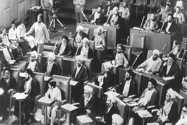 از انتخاب «خلف صالح بنیانگذار» تا نقشآفرینی در بزنگاهها