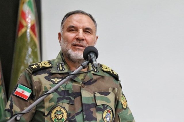 العميد حيدري: الجيش الايراني يتمتع باعلى مستويات الجهوزية واي تهديد سيُقابل برد ساحق