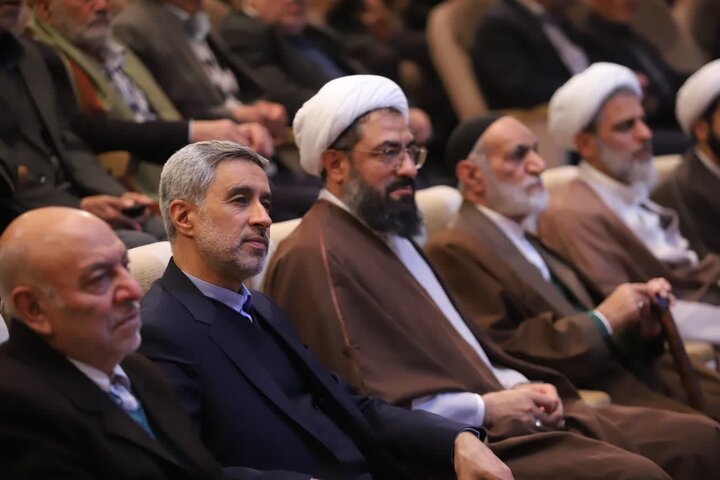 سومین همایش بزرگ ستایشگران اهل بیت(ع) همدان برگزار شد