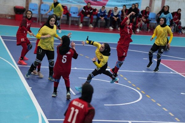 پایان هفته دوم با شکست مدافع قهرمانی / ثبت اولین پیروزی طلایی ها