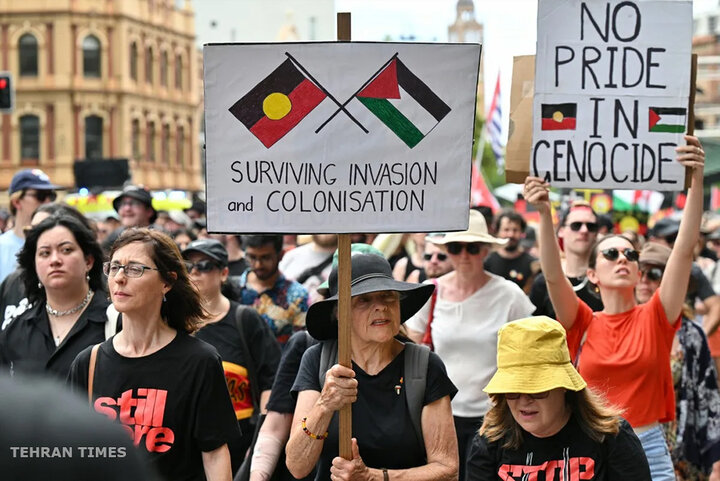 Thousands protest Australia Day celebrations