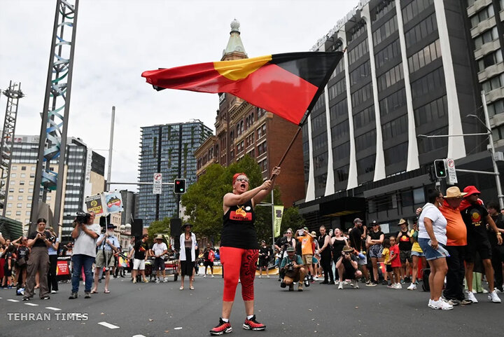 Thousands protest Australia Day celebrations