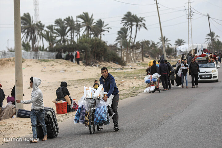 Hundreds flee further south as Israeli forces advance in Khan Younis