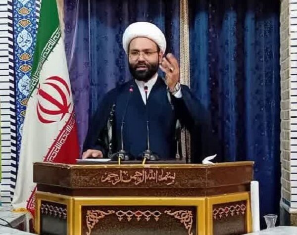امام جمعه موقت محمودآباد: دفاع مقدس ۱۲ روزه کلاس درس بصیرت بود