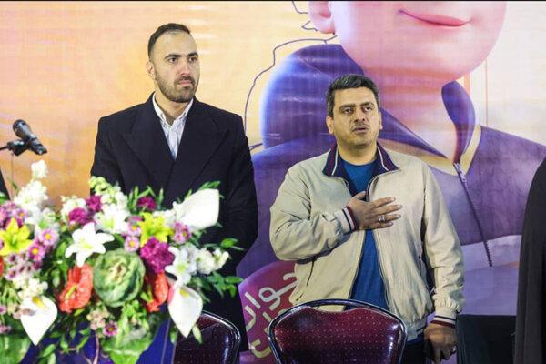 تقدیر علی جوادی از شهردار باقرشهر در افتتاحیه جام «جوان پهلوان»