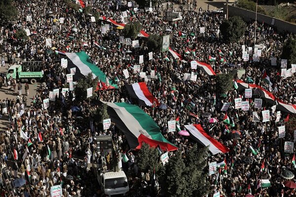 Massive protest staged in Yemen to show support for Palestine Massive protest staged in Yemen to show support for Palestine