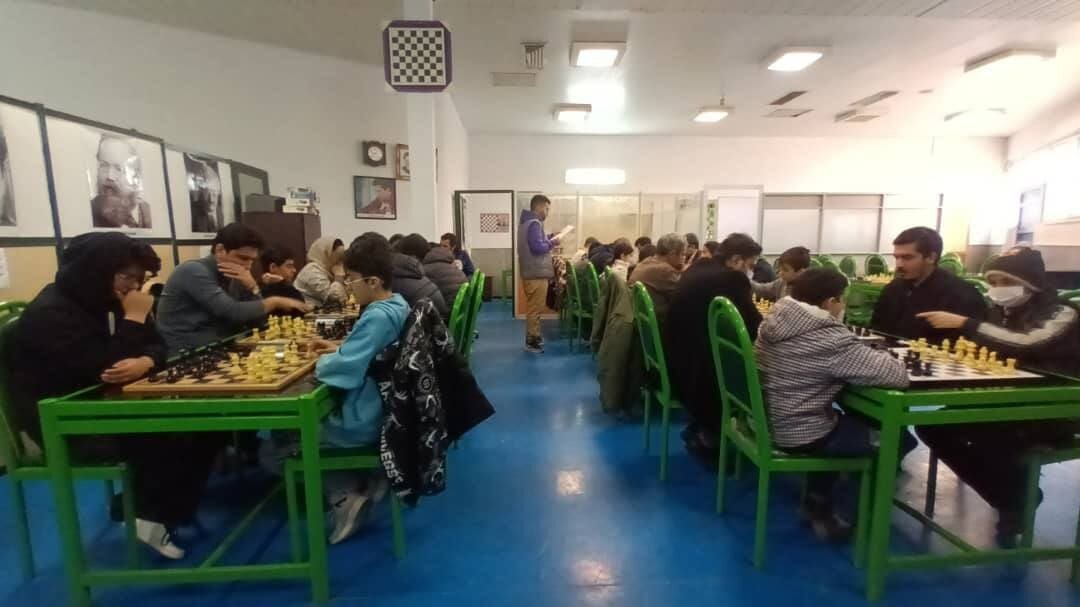 مسابقات شطرنج تیمی و خانوادگی در بجنورد برگزار شد