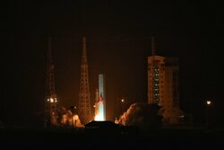 پرتاب همزمان موفق سه ماهواره ایرانی، با ماهواره‌بر سیمرغ