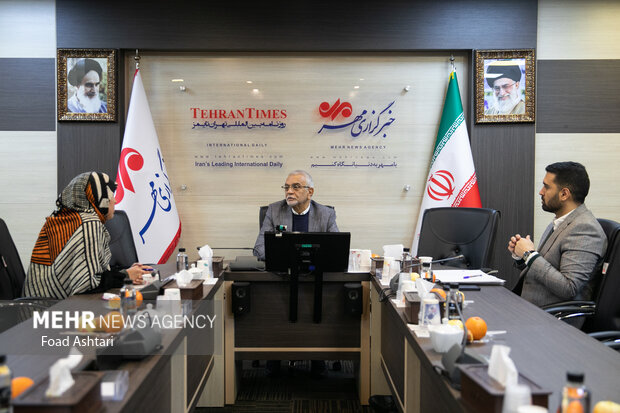 بیثباتی بازار کاغذ گلوی ناشران را فشار میدهد 2