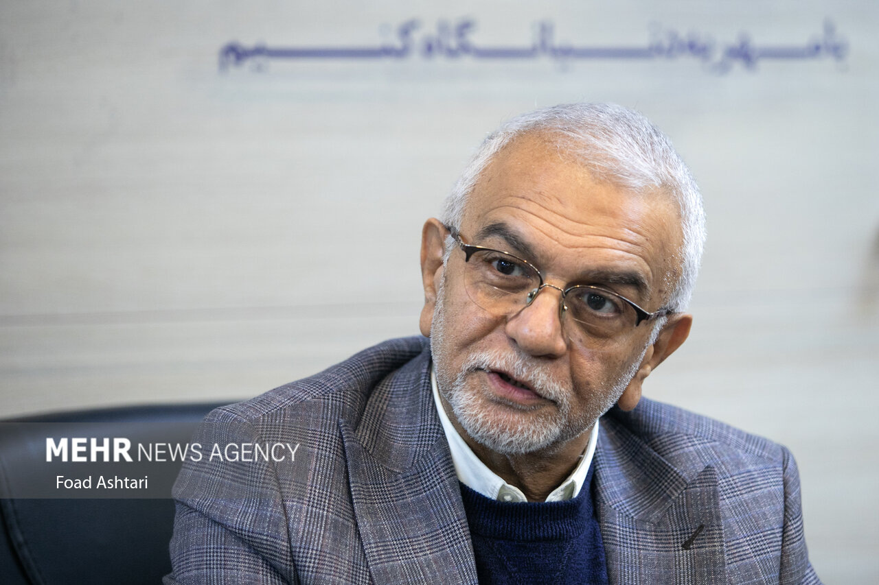 صنعت نشر با حبس سرمایه رو به روست صنعت نشر با حبس سرمایه رو به روست