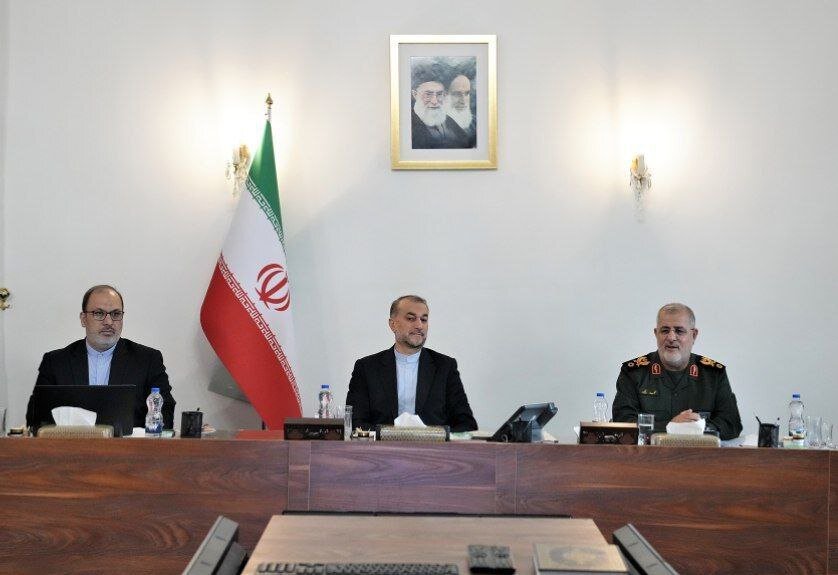 برگزاری نشست هماندیشی امیرعبداللهیان با فرمانده نیروی زمینی سپاه