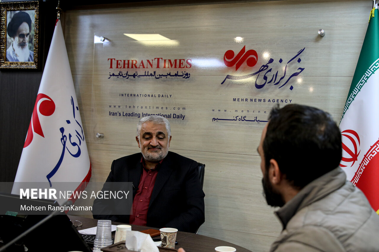 مداحان به بر اساس آیات و روایات عمل کنند