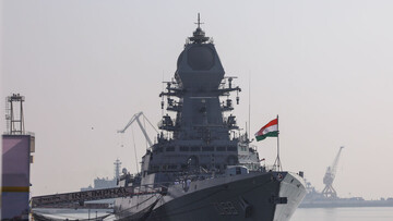 البحرية الهندية تعلن تحرير سفينة صيد إيرانية استولى عليها قراصنة قبالة الصومال