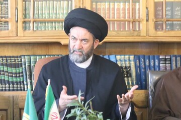 انقلاب اسلامی عقب‌ماندگی تاریخی ایرانیان را جبران کرد