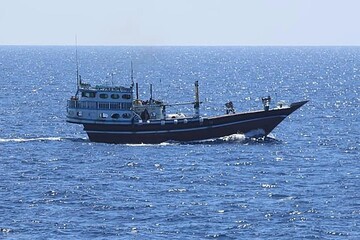 هند: کشتی صیادی ایرانی را از دست دزدان دریایی سومالی آزاد کردیم/ ۱۷ خدمه آن نجات یافتند