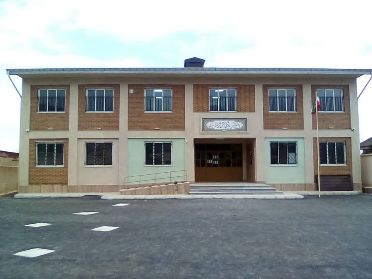 افتتاح ۳ مدرسه همزمان با دهه فجر در تالش افتتاح ۳ مدرسه همزمان با دهه فجر در تالش