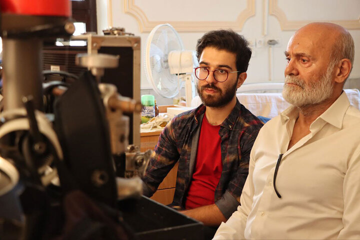 دغدغههای یک جوان دهه هفتادی/هاشمپور چطور سوار «پرواز ۱۷۵» شد دغدغههای یک جوان دهه هفتادی/هاشمپور چطور سوار «پرواز ۱۷۵» شد