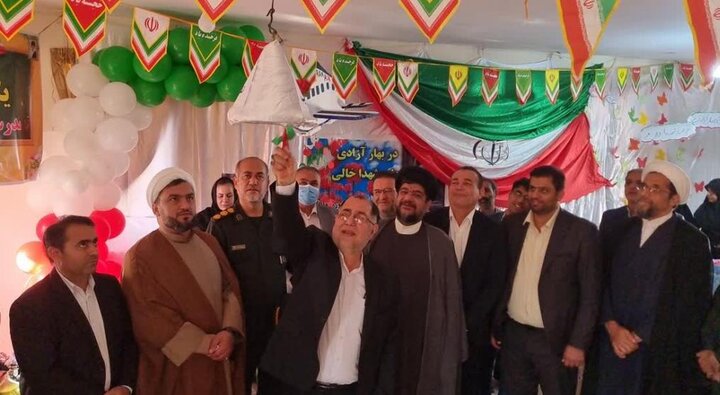 زنگ انقلاب در مدارس گناوه نواخته شد زنگ انقلاب در مدارس گناوه نواخته شد