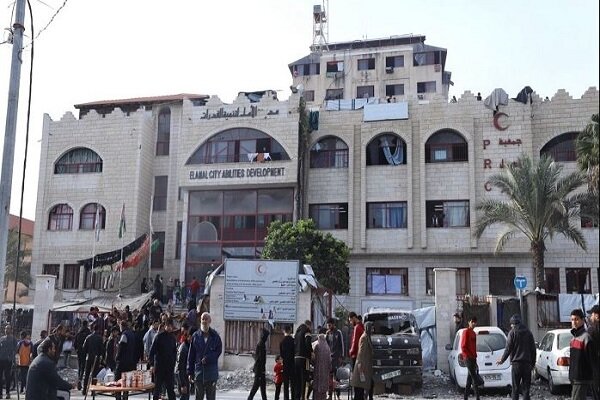 نشانه‌های بروز فاجعه انسانی در بیمارستان محاصره شده أمل درخانیونس
