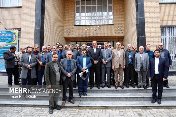 افتتاح دانشکده شیمی و فنی مهندسی با حضور وزیر علوم در <a href='https://sayeb.ir/tag/%d9%87%d9%85%d8%af%d8%a7%d9%86'></div>همدان</a>