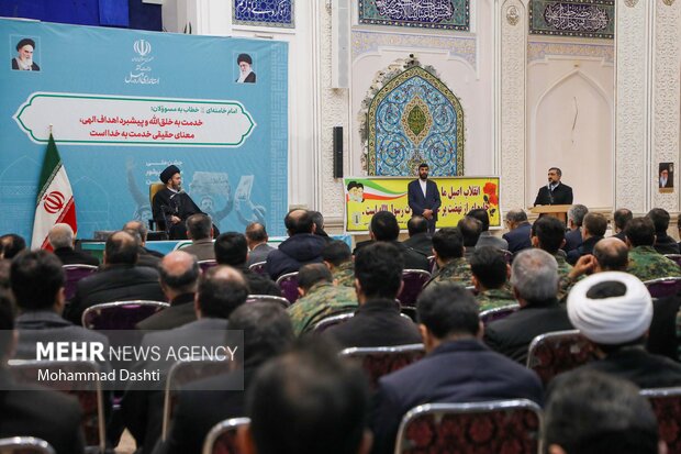 روز اول دهه فجر در اردبیل