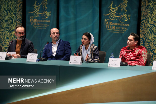 ایران میں بین الاقوامی "فجر فلم فیسٹیول" کا آغاز
